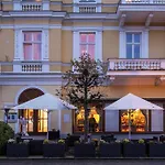 Savoy &