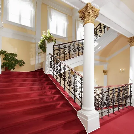 萨沃可豪泰spa酒店 酒店