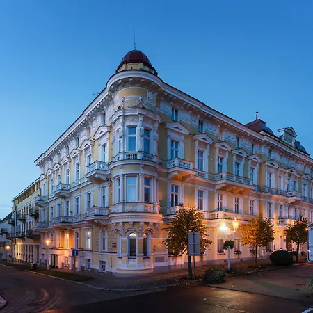 萨沃可豪泰spa酒店 4* Františkovy Lázně