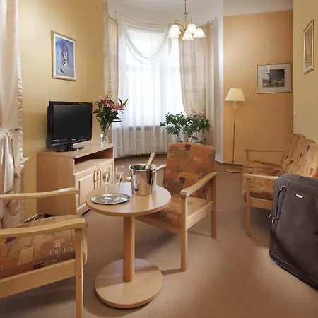 萨沃可豪泰spa酒店 4*