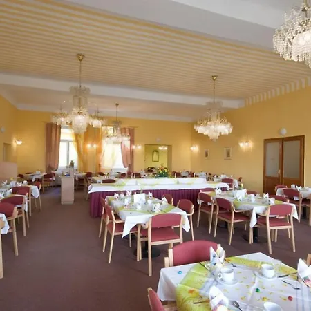 Savoy Spa&kurhotel Hotel