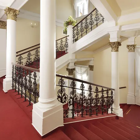 Savoy & Hotel 4*